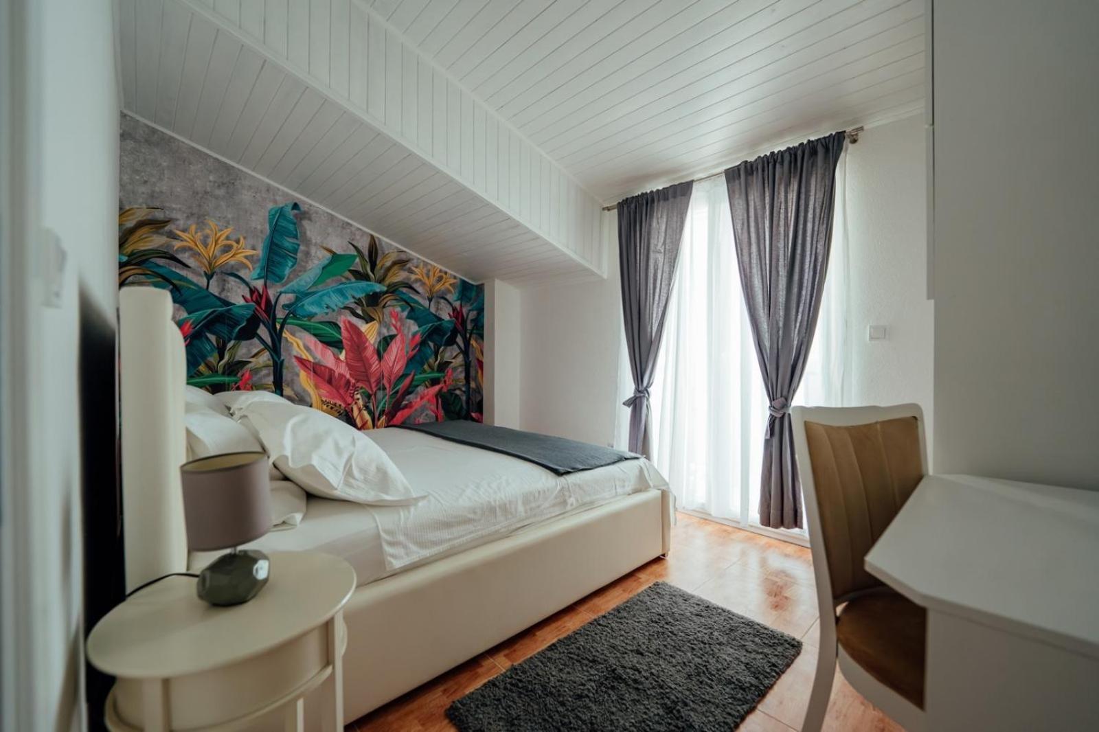 Juric Apartman *